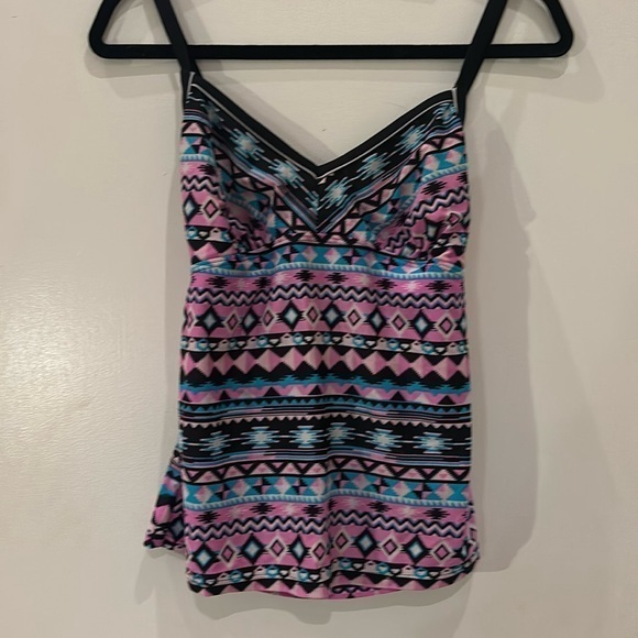 Other - Southwest colorful print tankini top.